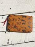 LT-0111 ROUND FASTENER WALLET (M)