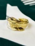 EFRG-0033 KAZEKIRI FEATHER RING No.33 (18K GOLD ACCENT)