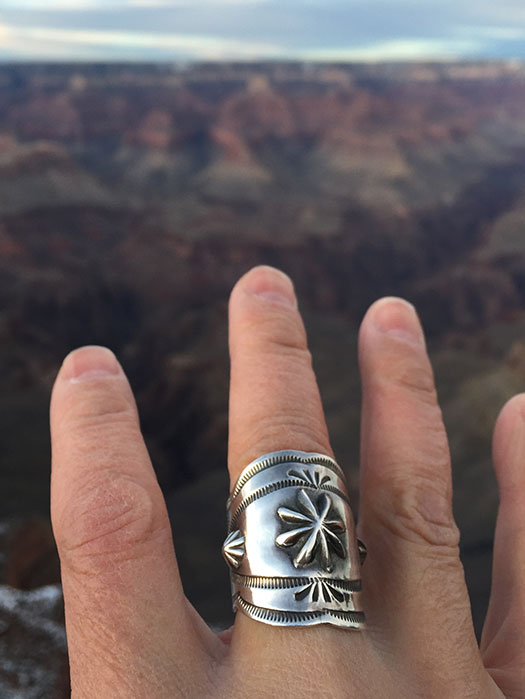 OT-0132　3 SHELL SCARF RING　 (Discontinued)