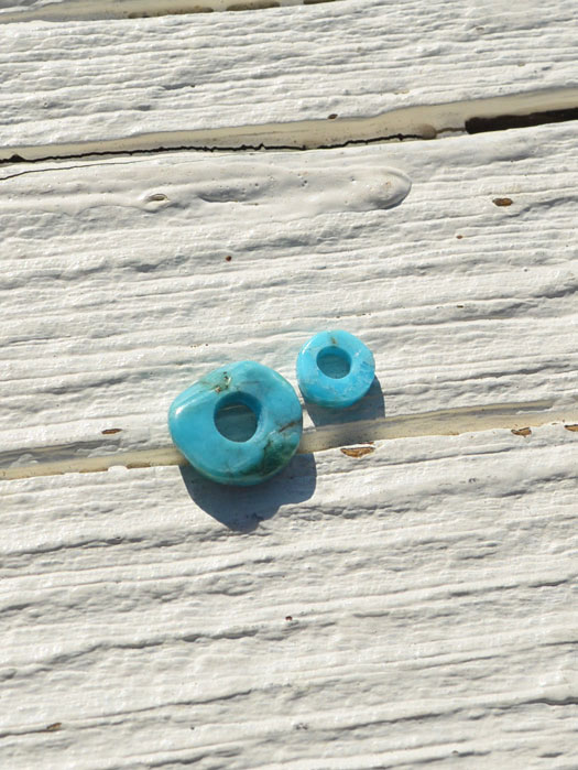 L-0010　TURQUOISE BEAD (S) (SET OF 2)