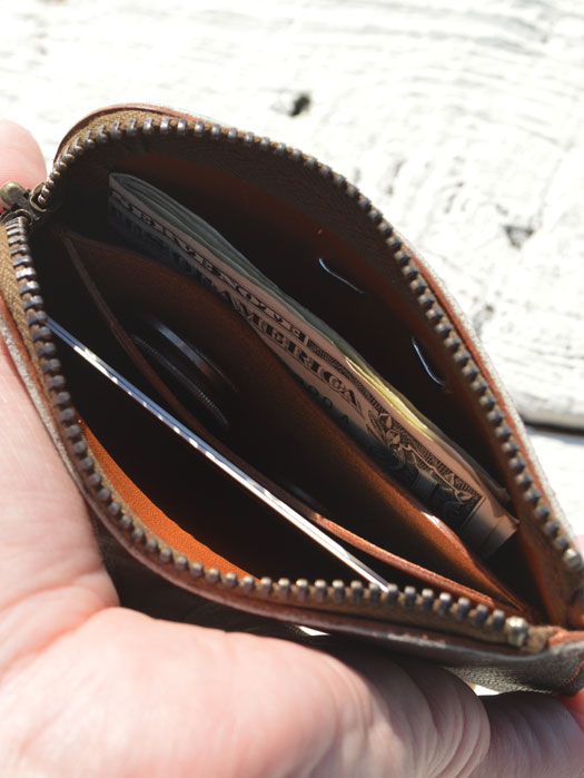 LT-0043 DEERSKIN L ZIP WALLET