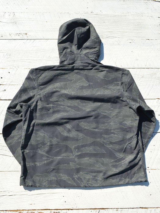 NAVY Parka (Night Tiger)