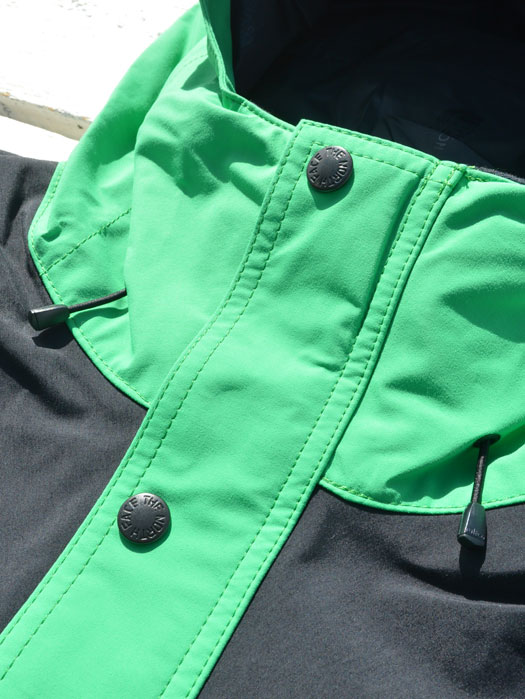 Mountain Light Jacket