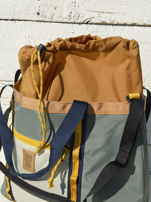 MOUNTAIN UTILITY TOTE BAG