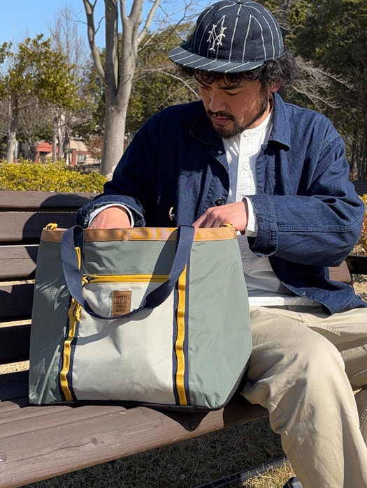 MOUNTAIN UTILITY TOTE BAG