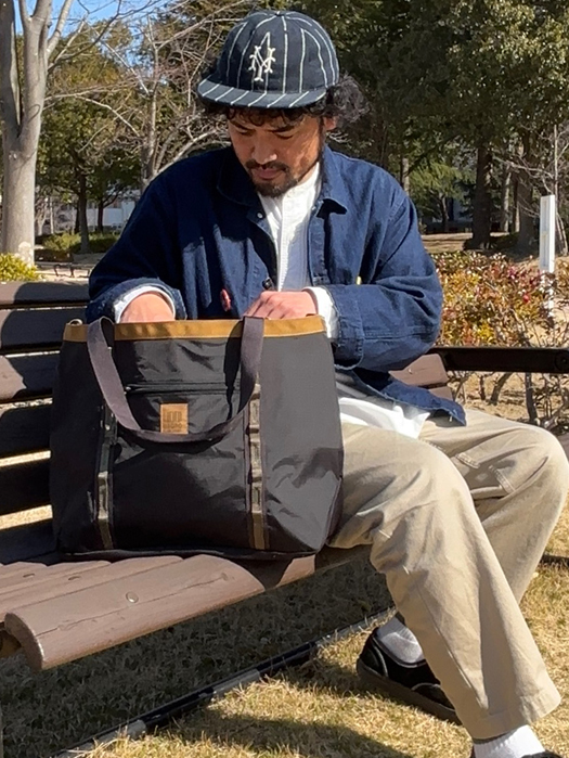 MOUNTAIN UTILITY TOTE BAG