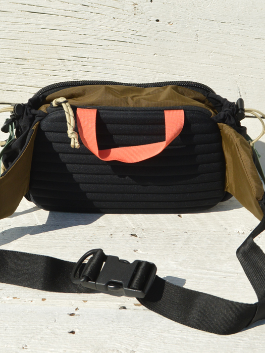 Mountain Hydro Hip Pack