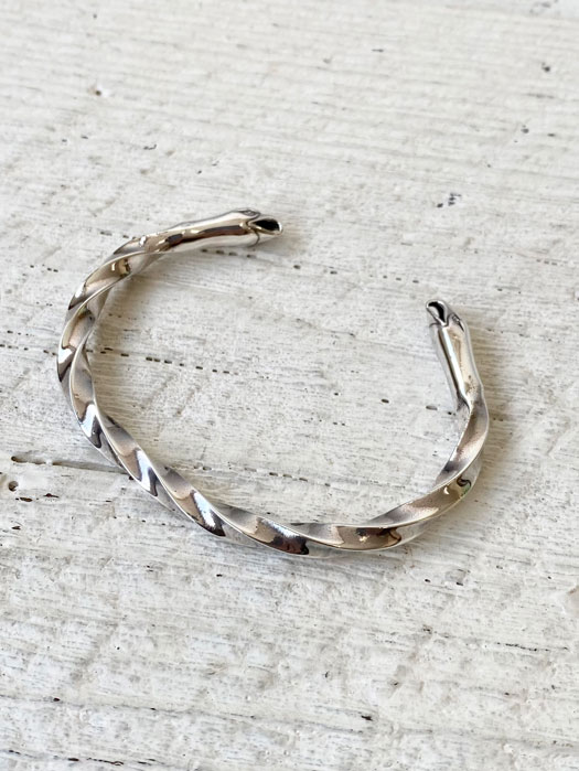 EFBR-0002　DOUBLE EAGLE HEAD TWISTED BRACLET