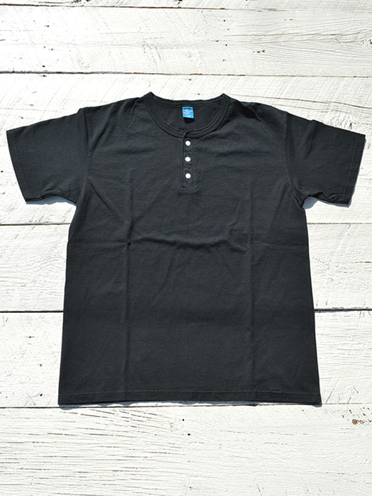 S/S HENLEY NECK TEE