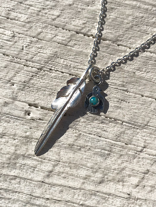 NL-0144 BABY THUNDERBIRD PENDANT (TURQUOISE)