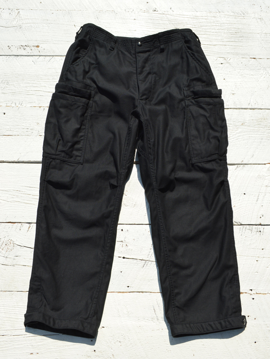 Overgrown Pants 4/5 (Back Satin)