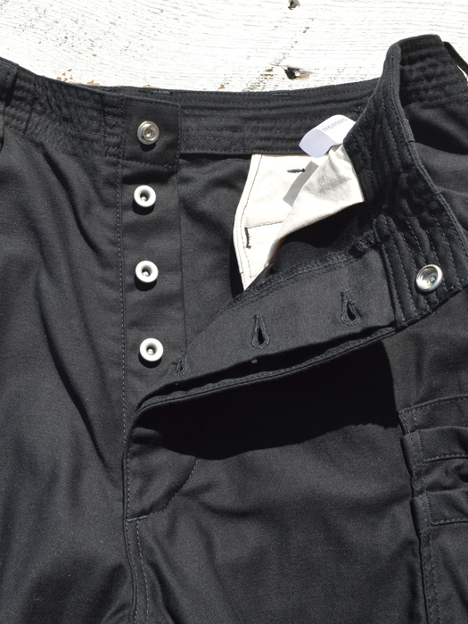 Overgrown Pants 4/5 (Back Satin)