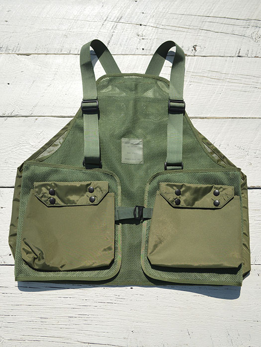 HUNTING VEST  (Discontinued)　