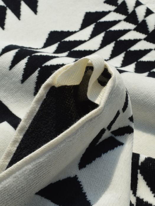 Oversized Jacquard Towels　 (JAPAN LIMITED)
