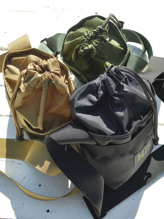 AB SHOULDER POUCH