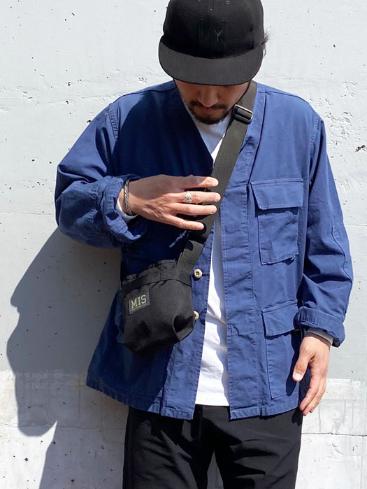 AB SHOULDER POUCH