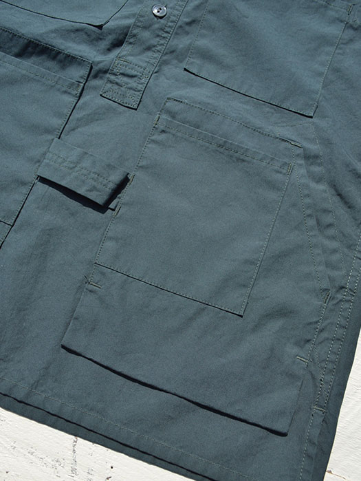 Tree Chopper Bud Half　(Weeds Poplin)