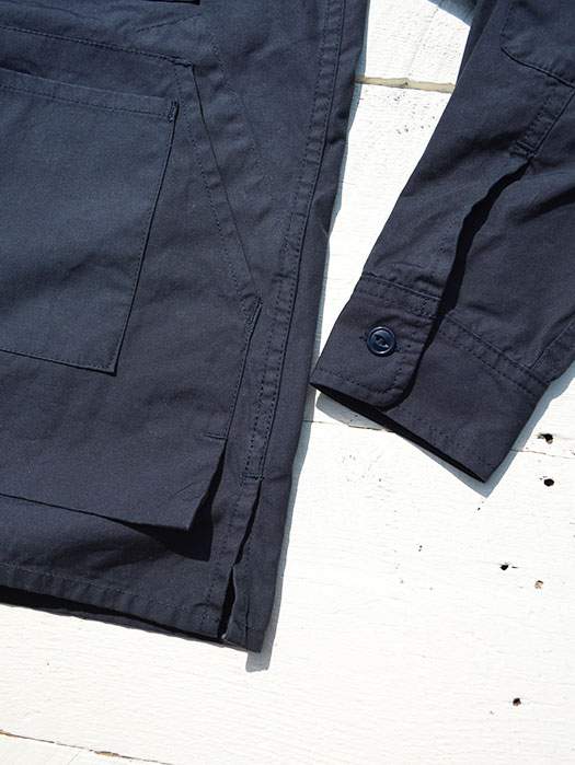 Tree Chopper Bud Half　(Weeds Poplin)