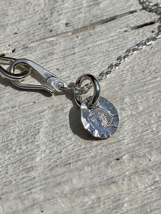 EFNL-0019　EAGLE HEAD STAMPED PENDANT (XS)