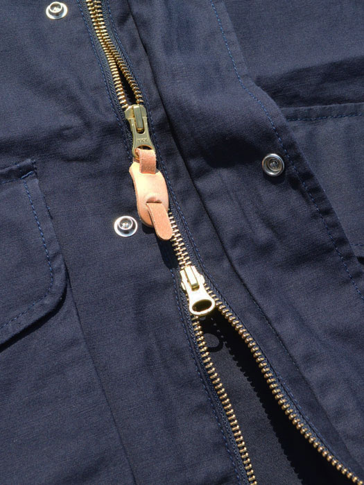 ALLIGATOR VEST (Sateen)