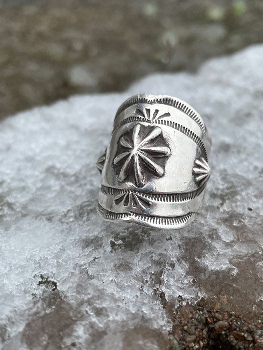 OT-0132　3 SHELL SCARF RING　 (Discontinued)
