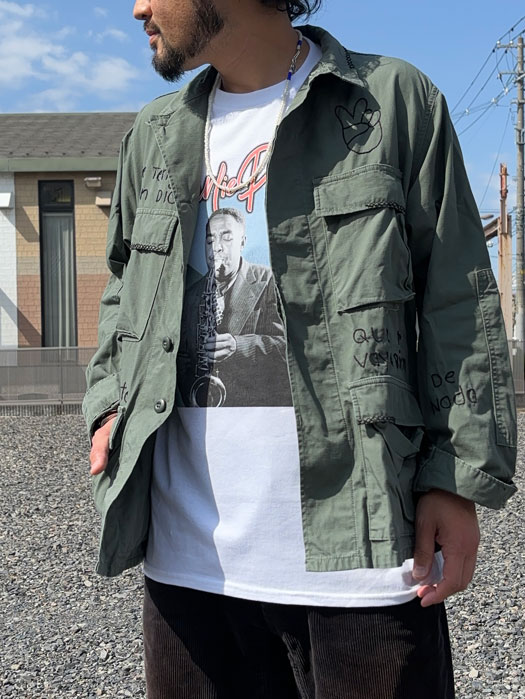 【BLUESCENTRIC】 Print T-Shirt　(CHARLIE PARKER)