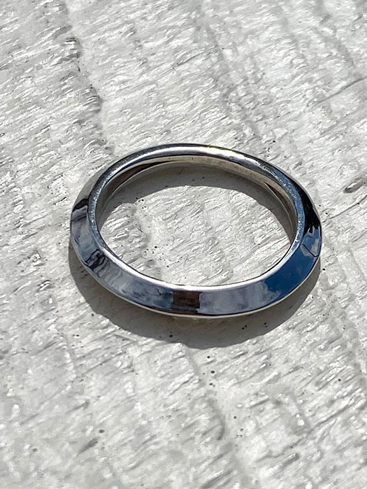 RG-0053　EXTRA THIN TRIANGLE RING (PLAIN)