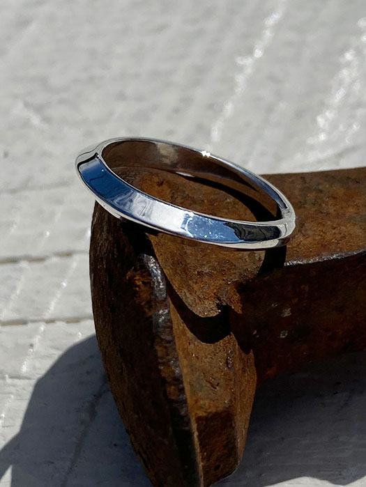 RG-0053　EXTRA THIN TRIANGLE RING (PLAIN)