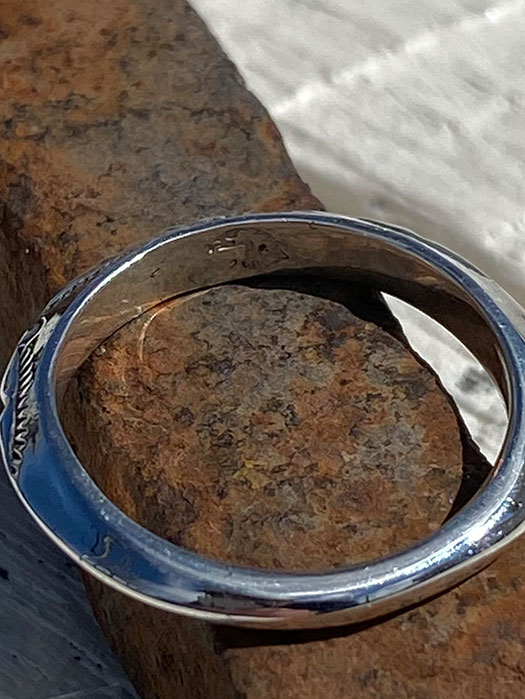 RG-0052　EXTRA THIN TRIANGLE RING (3 POINT)