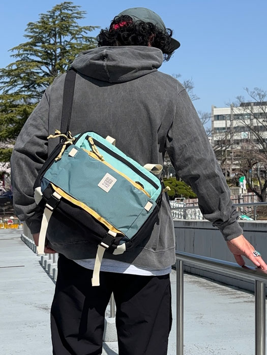 MOUNTAIN CROSS BAG