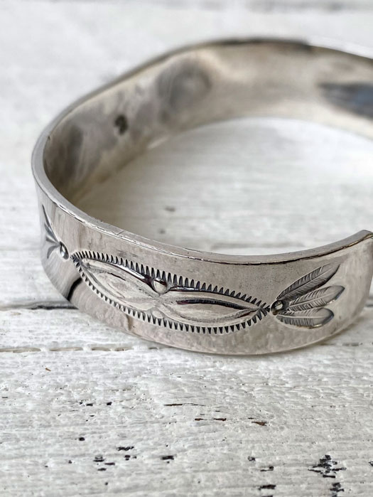 BR-0075　18K EAGLE HEAD STAMPED BRACELET