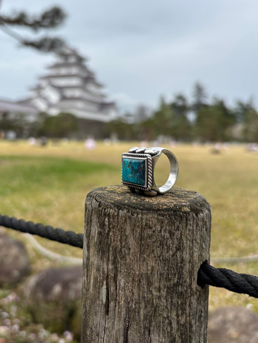RG-0099　6 POINT RECTANGLE FLATTOP TURQUOISE RING (18K GOLD ACCENT INSIDE)