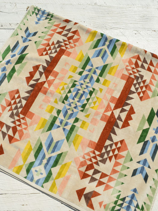 Oversized Jacquard Towels