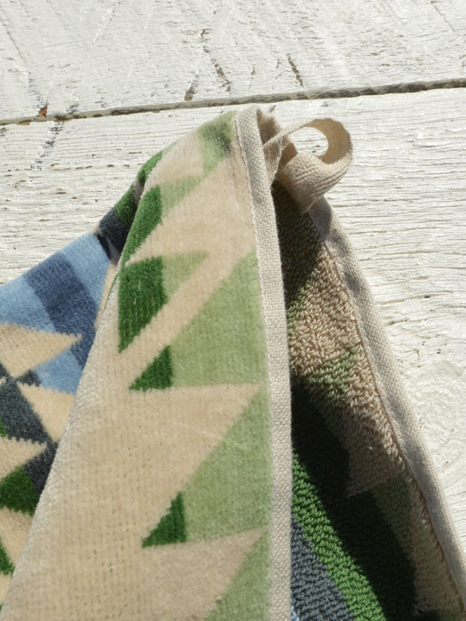 Oversized Jacquard Towels