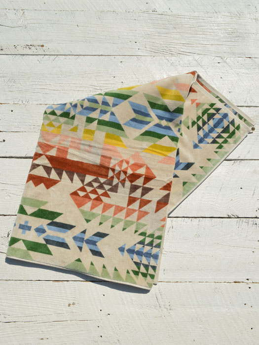 Oversized Jacquard Towels