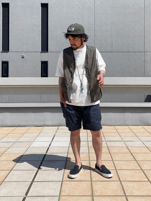 Midneck T-Shirt