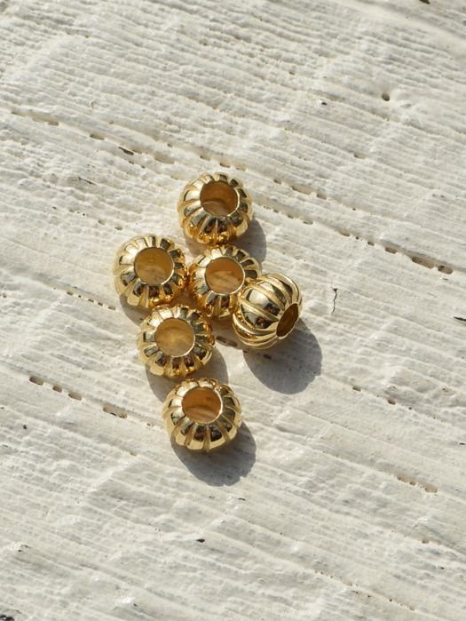 OT-B0002 18K GOLD SHELL BEAD　