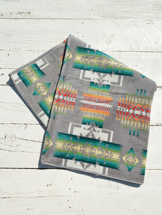 Oversized Jacquard Towels