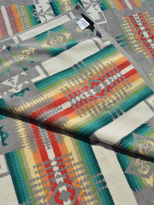 Oversized Jacquard Towels