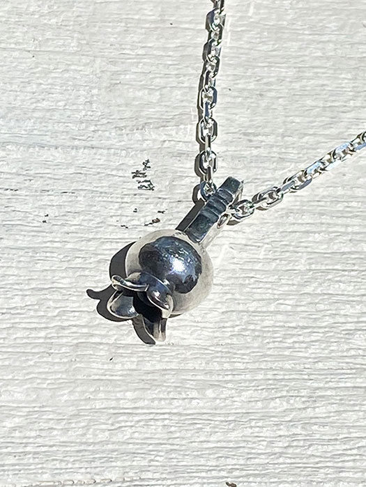 NL-0132　SQUASH BLOSSOM PENDANT (S)