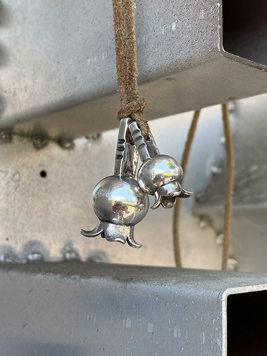 NL-0132　SQUASH BLOSSOM PENDANT (S)