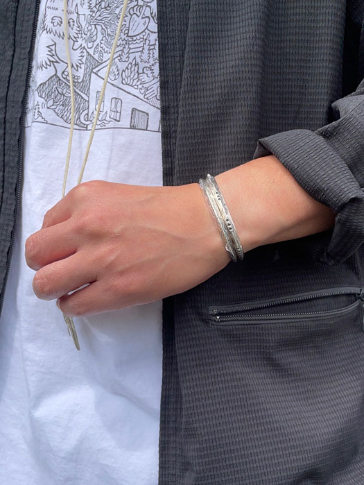 BR-0090/BR-0091　MEN'S THIN TRIANGLE BRACELET