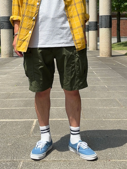 Overgrown Pants 1/2 (Weather)
