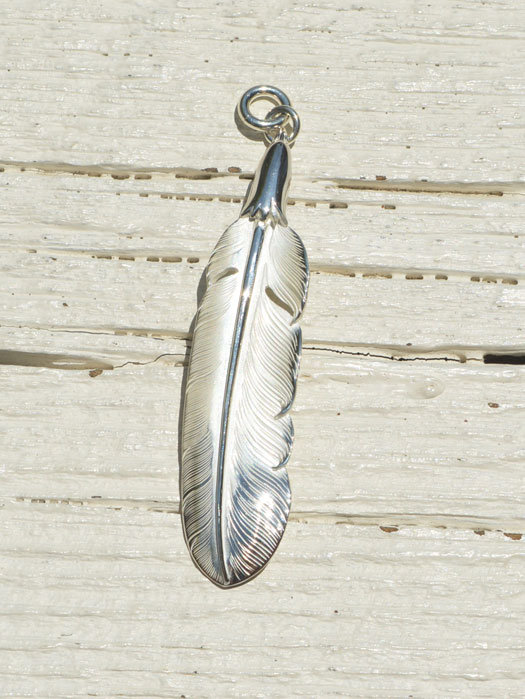 EFNL-0040　EAGLE HEAD FEATHER PENDANT No. 40
