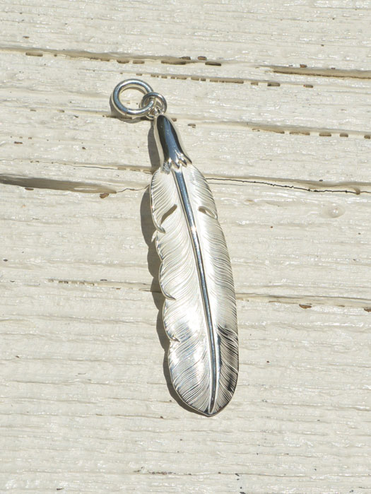 EFNL-0040　EAGLE HEAD FEATHER PENDANT No. 40