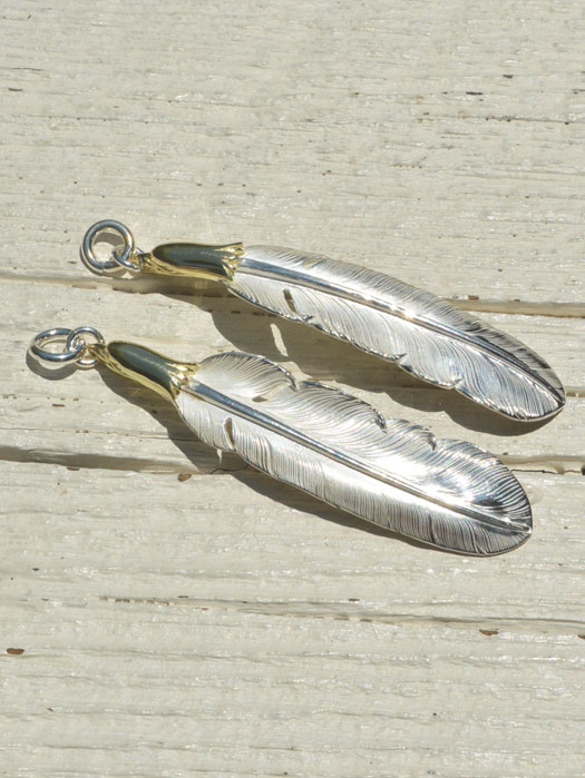 EFNL-0041　EAGLE HEAD FEATHER PENDANT No.41 (18K GOLD ACCENT)　
