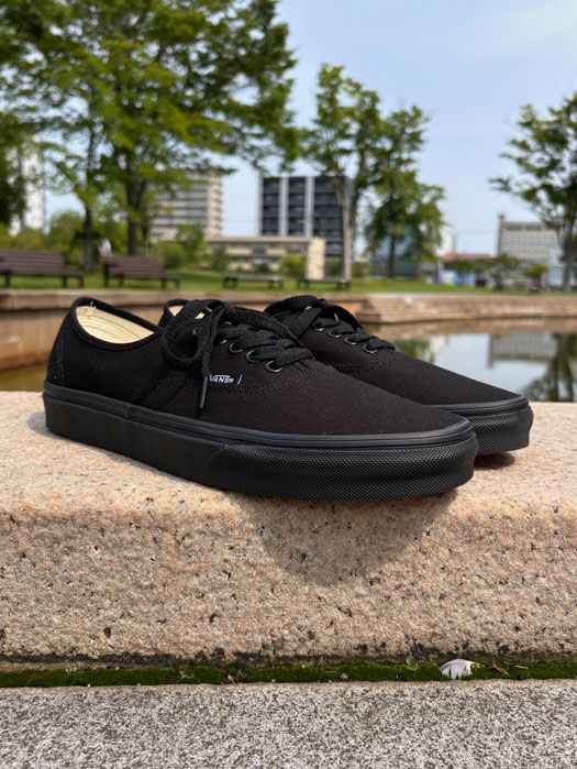 Authentic　