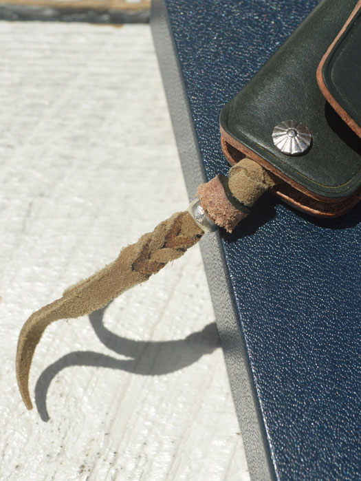 U.K. SADDLE LEATHER FLAP KEY FOB “LIMITED”