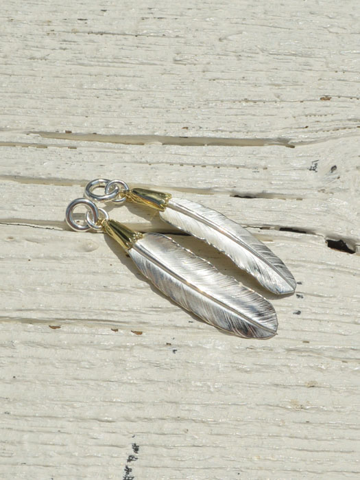 EFNL-0049 EAGLE HEAD FEATHER PENDANT No. 49 (18K GOLD ACCENT)