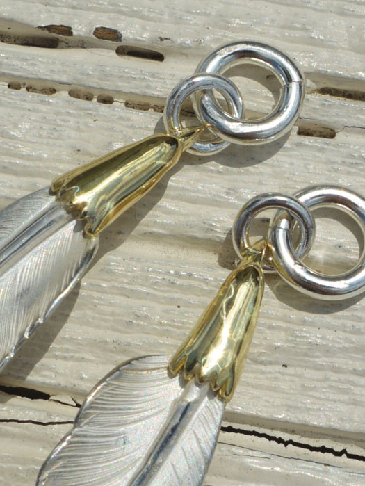 EFNL-0049 EAGLE HEAD FEATHER PENDANT No. 49 (18K GOLD ACCENT)